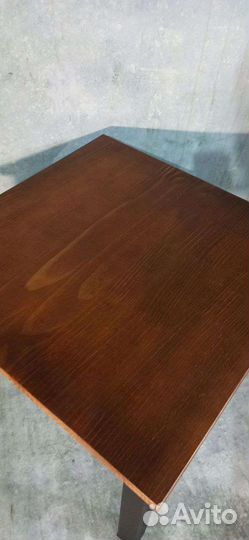 Журнальный столик