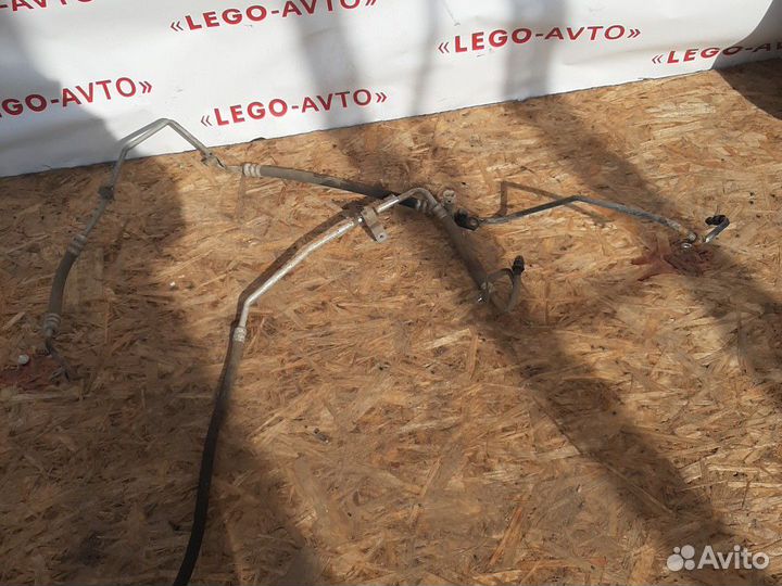 Трубки гура LADA Largus