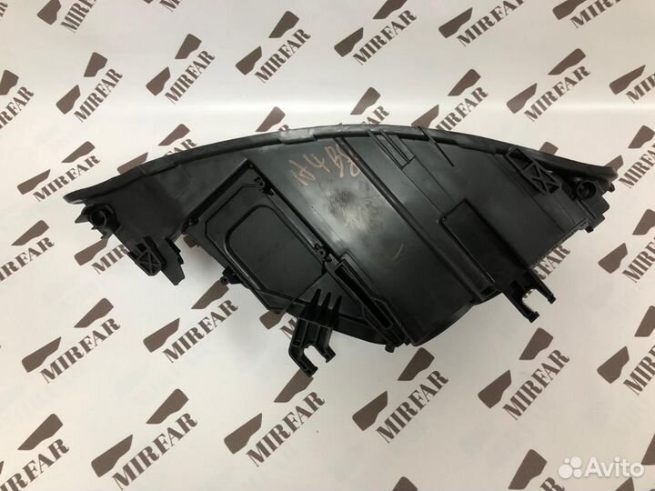 Левый корпус фары Audi A4 B8 2007-2012