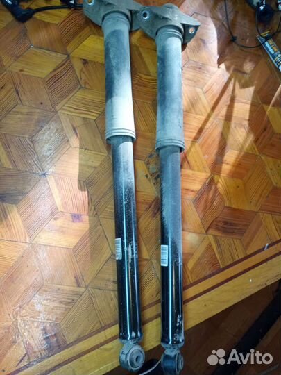 Стойки задние Geely Coolray SX11