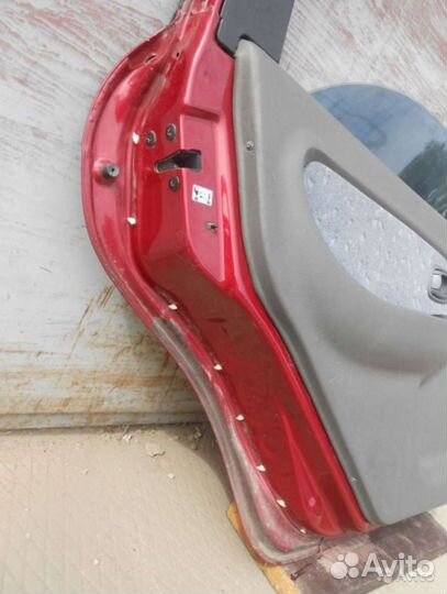 Дверь задняя левая Kia Spectra