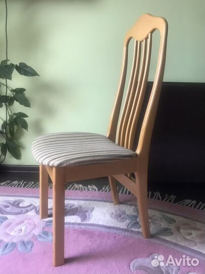 Стул деревянный
