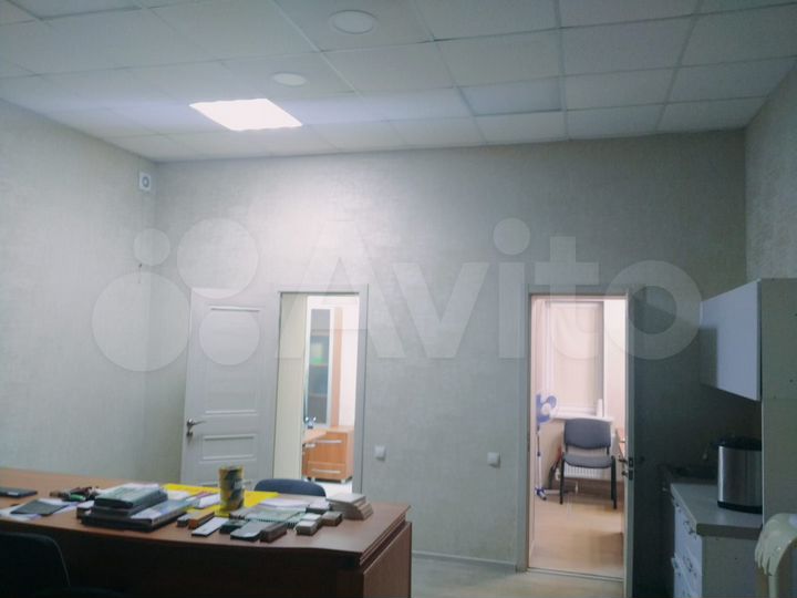 Офис, 2200 м²