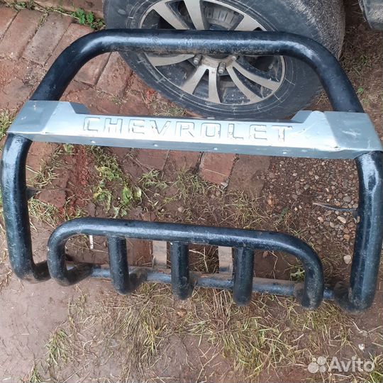 Кенгурятник на chevrolet ниву