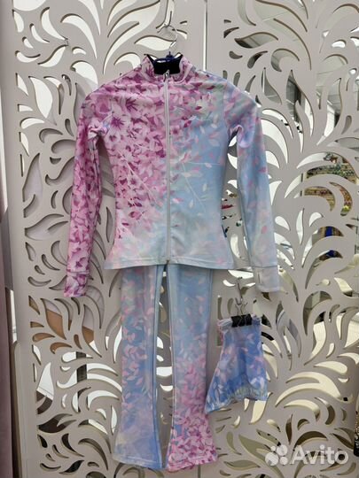 Костюм для фигурного катания