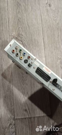 DVD-плeeр BBK DV-318 Sl