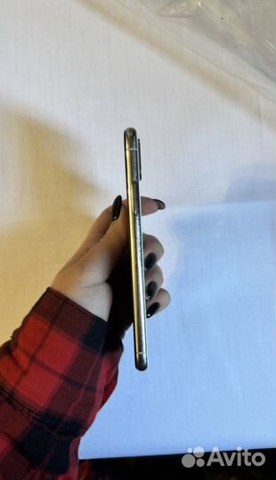 iPhone X, 64 ГБ
