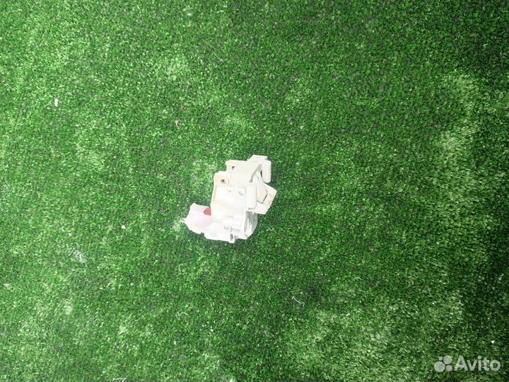 Замок двери пмм Ariston LI42