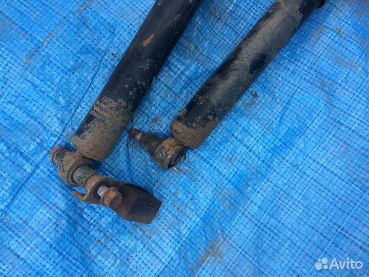 Амортизатор задний Mazda 6 GG 2007 лифтбек L+R