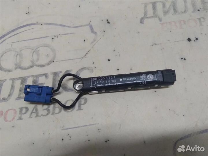 Усилитель антенны VW Tiguan 2007-2011