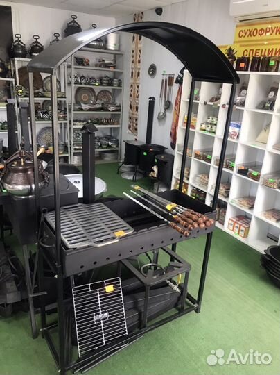 Мангал с навесом