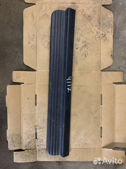 Пластиковая накладка на порожек