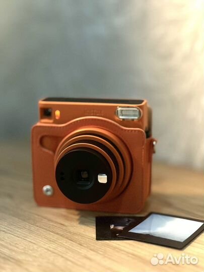 Fujifilm Instax SQ1 (Square) в аренду