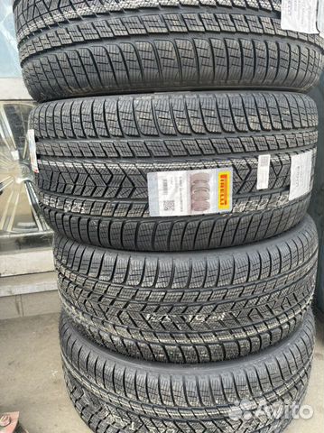 Pirelli Scorpion Winter 275/40 R22 и 315/35 R22