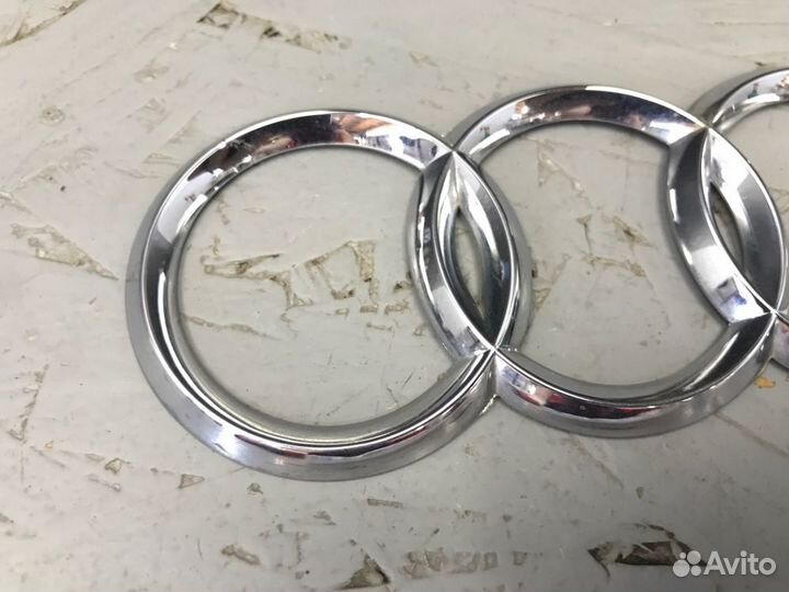 Эмблема VolkswagenAudi Mercedes-Benz