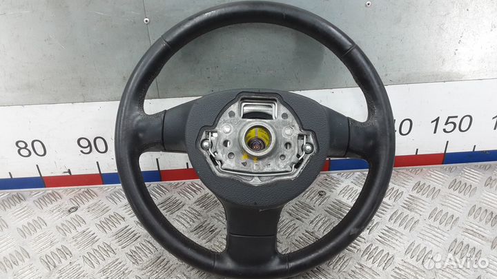 Рулевое колесо volkswagen tiguan 1