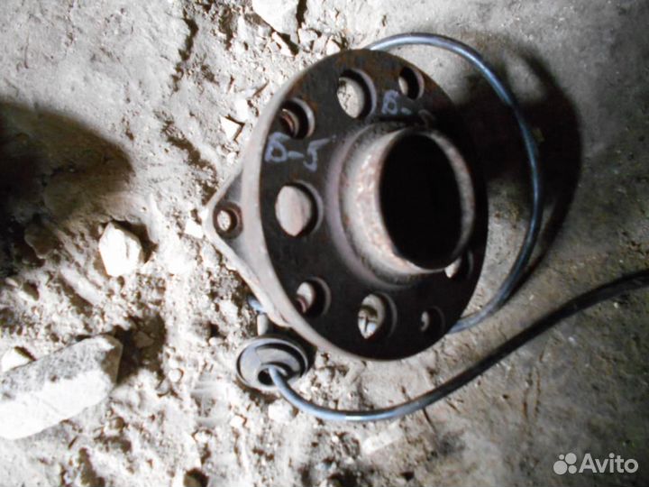 Ступица задняя volkswagen Passat B5 1996-2000