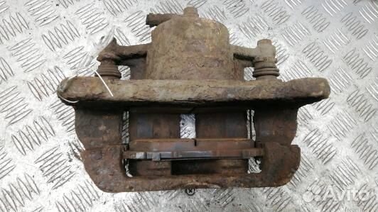 Суппорт тормозной передний левый lexus RX 2 (HEA07