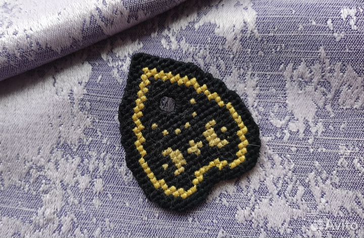 Вышивка броши и брелоки