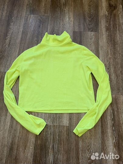 Одежда женская и подростковая