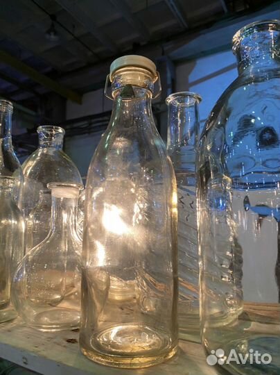 Большая старинная бутыль банка СССР