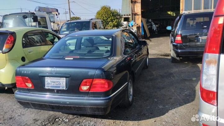 Разбор Mercedes-Benz E-Class W210 112.911 2.4 1998