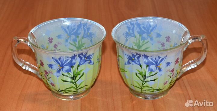 Красивая чайная пара