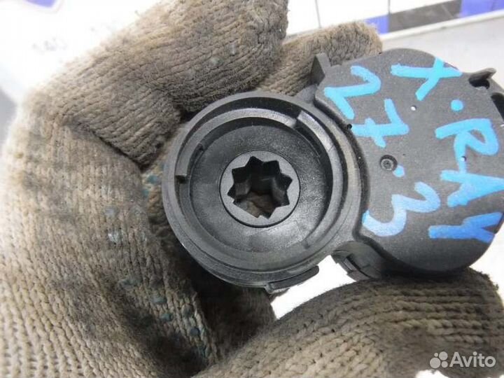 Моторчик заслонки отопителя Лада X-Ray 21129 2017