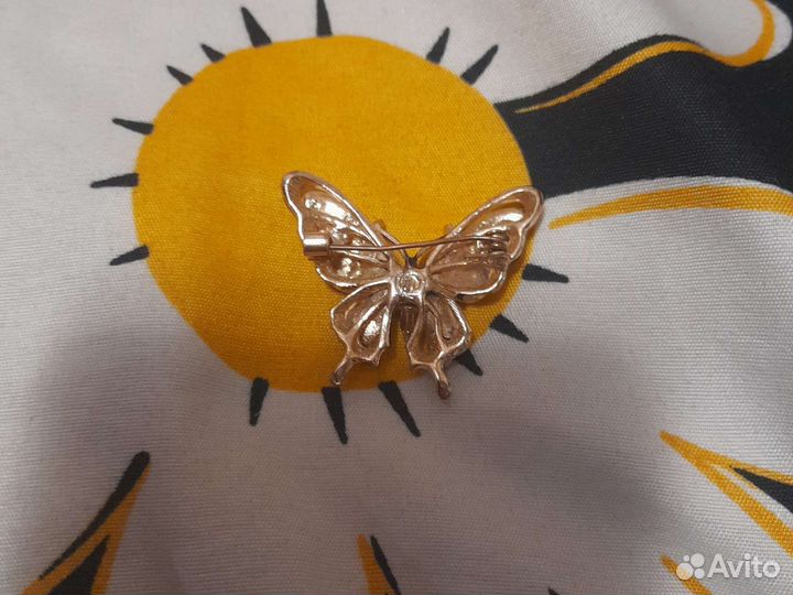 Бабочка в подарок ожерелье