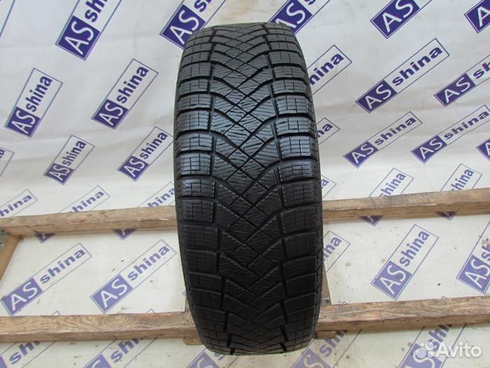 Pirelli Ice Zero FR 215/60 R17 76V