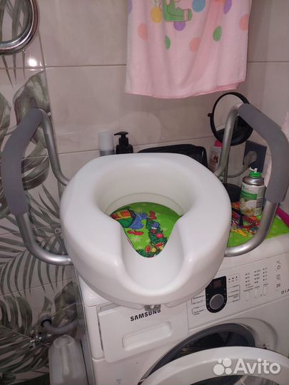 Послеоперационная насадка на унитаз