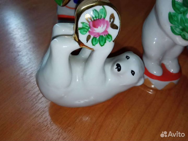 Статуэтки цирковые медведи Дулево