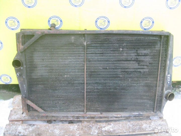 Радиатор системы охлаждения 3121352 920*920 volvo