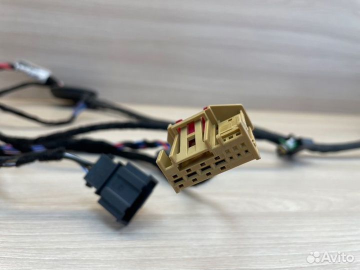 Проводка двери передняя правая Skoda Rapid