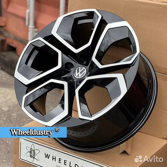 Кованые диски R20 Volkswagen Touareg/Tiguan