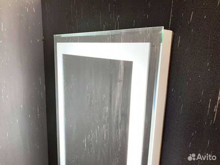 Зеркало в ванную с подсветкой новое