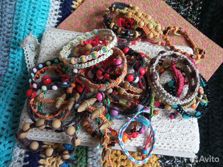 Фенечки (много)