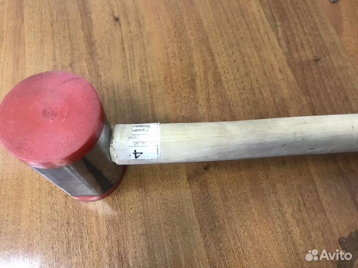 Молоток для пробивки люверсов