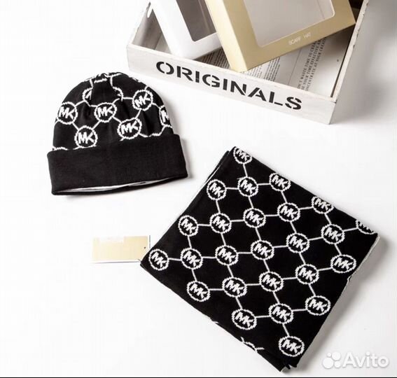 Michael kors шапка и шарф