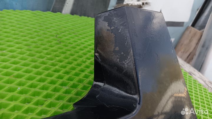 Центральная накладка багажника Chery Amulet A15