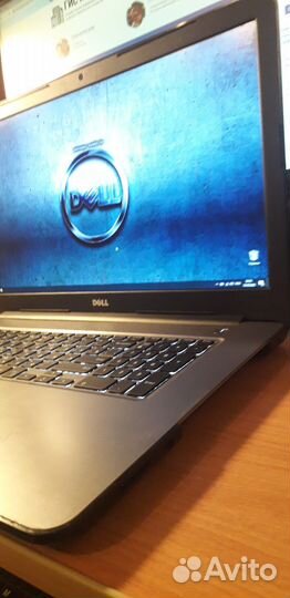 Ноутбук Dell Inspiron 5767/i7/ati r7 m445/ssd+hdd