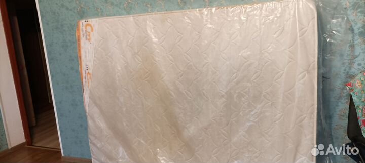 Матрас 160х200 бу