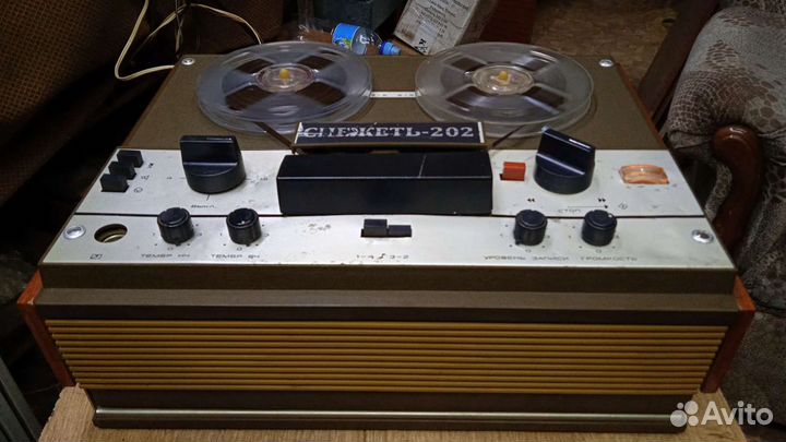 Катушечный магнитофон Снежеть-202 Рабочий