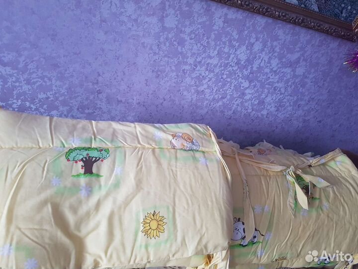 Комплект бортиков в кроватку