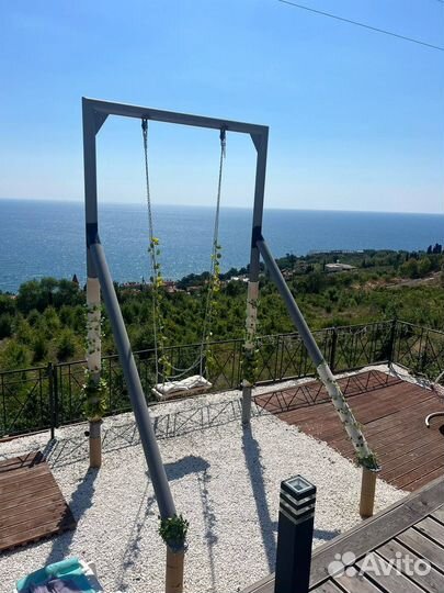 Отдых возле бассейна