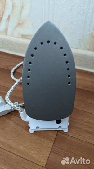 Утюг дорожный