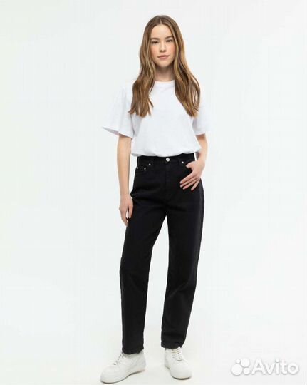 Джинсы женские