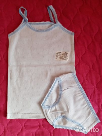 Комплект трусы и майка для девочки новые