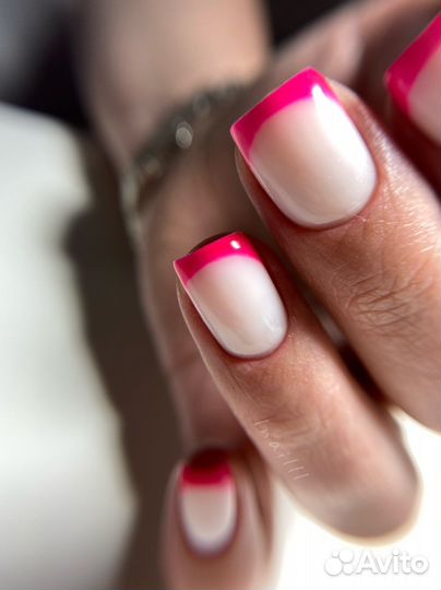 Маникюр и педикюр