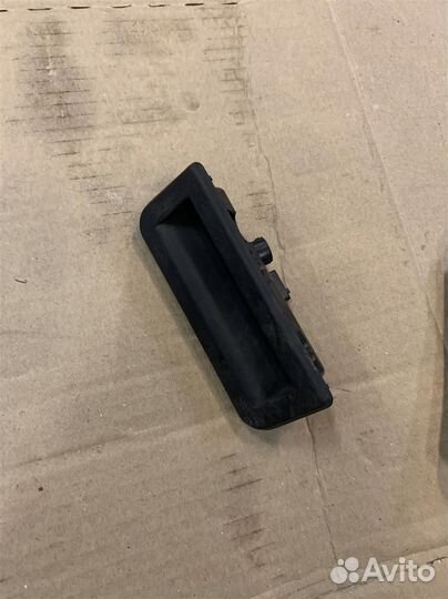 Ручка открывания багажника Audi A6 (C8 4K) 2018